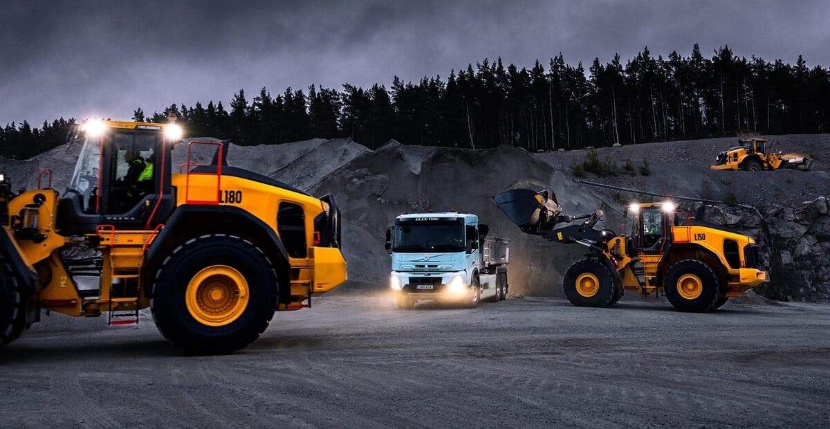 Pás-carregadeiras Volvo CE L180